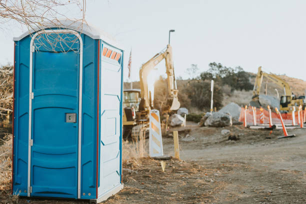 Best Deluxe Portable Toilet Rental  in Granite Falls, NC